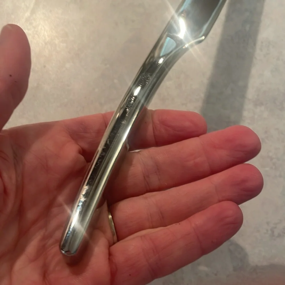 Mikasa Wavelength Cake Knife